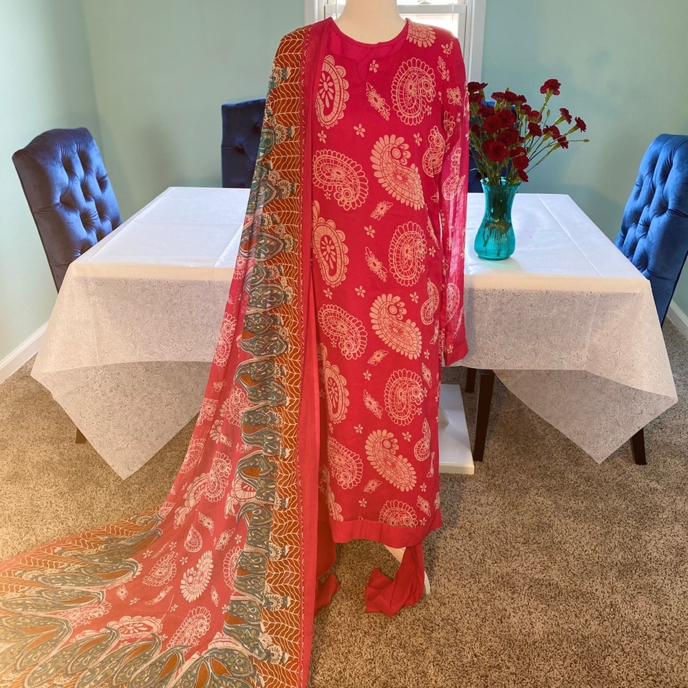 🌈SALE!!!🌈🌟 Pakistani printed chiffon suit